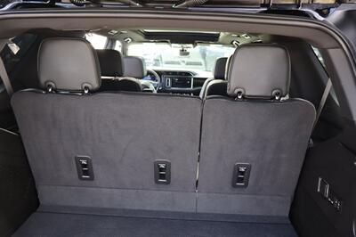 2022 GMC Yukon Denali  6.2L 4X4 6 PASSANGER 3RD ROW LOADED - Photo 15 - Gresham, OR 97030