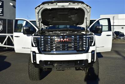 2024 GMC Sierra 3500 Denali  LIFTED DIESEL TRUCK 4X4 LOADED - Photo 37 - Gresham, OR 97030