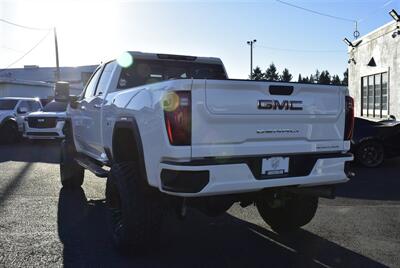 2024 GMC Sierra 3500 Denali  LIFTED DIESEL TRUCK 4X4 LOADED - Photo 3 - Gresham, OR 97030