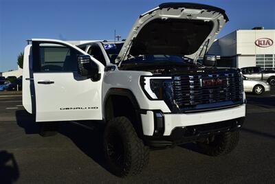 2024 GMC Sierra 3500 Denali  LIFTED DIESEL TRUCK 4X4 LOADED - Photo 36 - Gresham, OR 97030