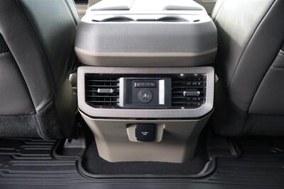 2025 Ford F-450 Super Duty PLATINUM PLUS F-450 LVLED ON 22 " FORGED RIMS AND 37 " TIRES 45 MILES LOADED - Photo 25 - Gresham, OR 97030