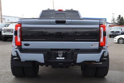 2025 Ford F-450 Super Duty PLATINUM PLUS F-450 LVLED ON 22 " FORGED RIMS AND 37 " TIRES 45 MILES LOADED - Photo 4 - Gresham, OR 97030