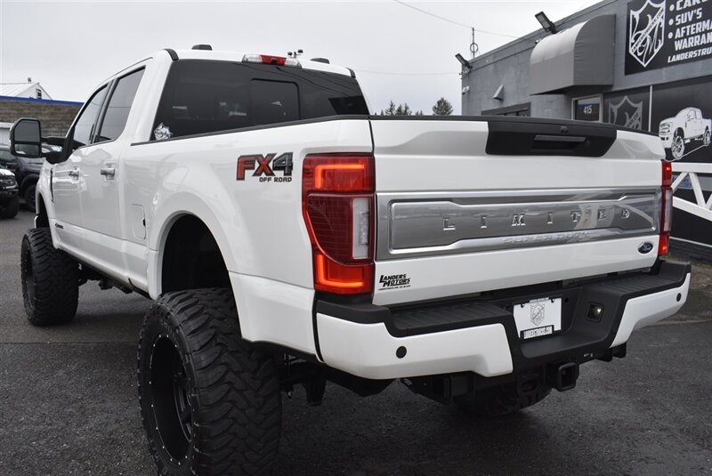 2022 Ford F-350 Limited photo