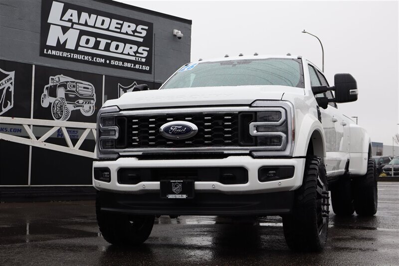 2026 Ford F-450 Super Duty PLATINUM  F-450 HI OUTPUT LVLED ON 22