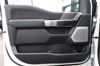 2026 Ford F-450 Super Duty PLATINUM  F-450 HI OUTPUT LVLED ON 22 " RIMS 37 " TIRES LOADED - Photo 13 - Gresham, OR 97030