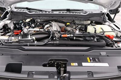 2026 Ford F-450 Super Duty PLATINUM  F-450 HI OUTPUT LVLED ON 22 " RIMS 37 " TIRES LOADED - Photo 9 - Gresham, OR 97030