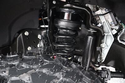 2026 Ford F-450 Super Duty PLATINUM  F-450 HI OUTPUT LVLED ON 22 " RIMS 37 " TIRES LOADED - Photo 11 - Gresham, OR 97030