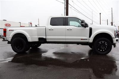 2026 Ford F-450 Super Duty PLATINUM  F-450 HI OUTPUT LVLED ON 22 " RIMS 37 " TIRES LOADED - Photo 6 - Gresham, OR 97030
