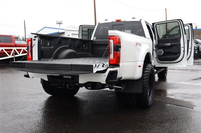 2026 Ford F-450 Super Duty PLATINUM  F-450 HI OUTPUT LVLED ON 22 " RIMS 37 " TIRES LOADED - Photo 35 - Gresham, OR 97030