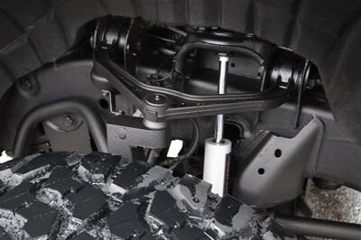 2025 GMC Sierra 3500 AT4 LIFTED DIESEL TRUCK 4X4 LOADED - Photo 12 - Gresham, OR 97030