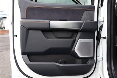 2024 Ford F-350 Platinum LIFTED DIESEL TRUCK 4X4 LOADED - Photo 22 - Gresham, OR 97030