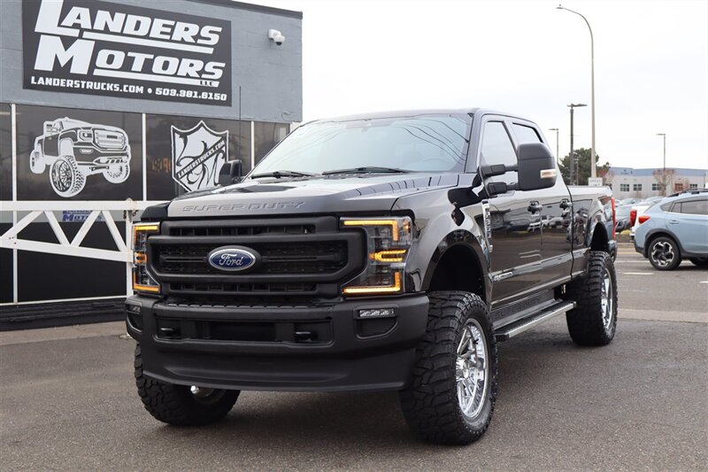 2022 Ford F-350 Super Duty Lariat