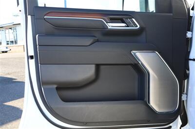 2024 GMC Sierra 3500 Denali LIFTED DIESEL TRUCK 4X4 LOADED - Photo 13 - Gresham, OR 97030