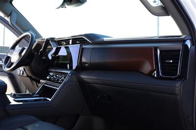 2024 GMC Sierra 3500 Denali LIFTED DIESEL TRUCK 4X4 LOADED - Photo 28 - Gresham, OR 97030