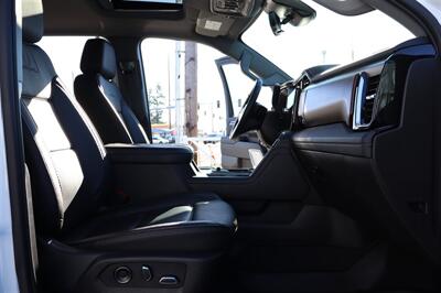 2024 GMC Sierra 3500 Denali LIFTED DIESEL TRUCK 4X4 LOADED - Photo 27 - Gresham, OR 97030