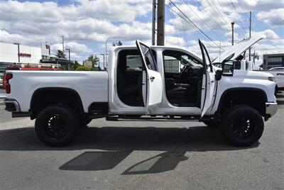 2024 Chevrolet Silverado 3500 LTZ  LIFTED DIESEL TRUCK 4X4 LOADED - Photo 31 - Gresham, OR 97030