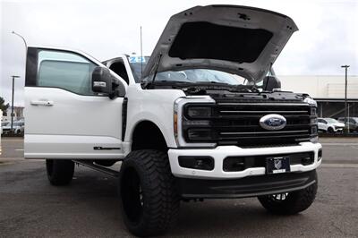 2025 Ford F-350 Platinum  LIFTED DIESEL TRUCK 4X4 LOADED - Photo 38 - Gresham, OR 97030