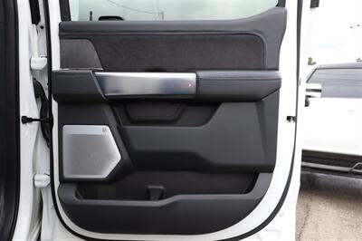 2025 Ford F-350 Platinum  LIFTED DIESEL TRUCK 4X4 LOADED - Photo 27 - Gresham, OR 97030