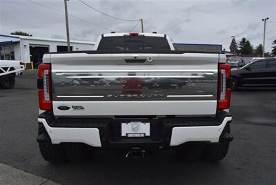 2023 Ford F-450 Super Duty Platinum  LIFTED DIESEL TRUCK 4X4 LOADED - Photo 4 - Gresham, OR 97030