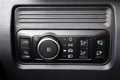 2026 Ford F-450 Super Duty PLATINUM  LVLED F-450 HI OUTPUT  22 " FORGED RIMS  37 " TIRES LOADED - Photo 19 - Gresham, OR 97030