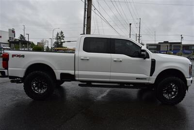 2023 Ford F-350 Lariat  LIFTED 4X4 DIESEL ON 37'S - Photo 6 - Gresham, OR 97030