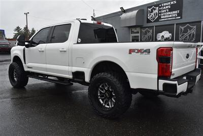 2023 Ford F-350 Lariat  LIFTED 4X4 DIESEL ON 37'S - Photo 3 - Gresham, OR 97030