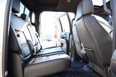 2024 GMC Sierra 3500 AT4  LIFTED DIESEL TRUCK 4X4 LOADED - Photo 25 - Gresham, OR 97030