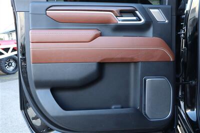 2025 GMC Sierra 3500 Denali Ultimate LIFTED DIESEL TRUCK 4X4 LOADED - Photo 22 - Gresham, OR 97030