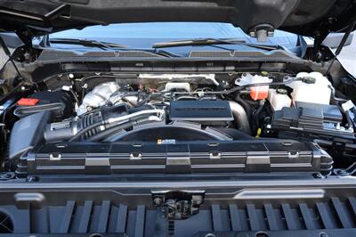 2025 GMC Sierra 3500 Denali Ultimate LIFTED DIESEL TRUCK 4X4 LOADED - Photo 9 - Gresham, OR 97030