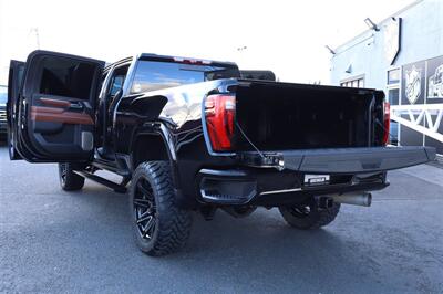 2025 GMC Sierra 3500 Denali Ultimate LIFTED DIESEL TRUCK 4X4 LOADED - Photo 33 - Gresham, OR 97030
