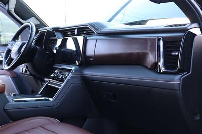 2025 GMC Sierra 3500 Denali Ultimate LIFTED DIESEL TRUCK 4X4 LOADED - Photo 30 - Gresham, OR 97030