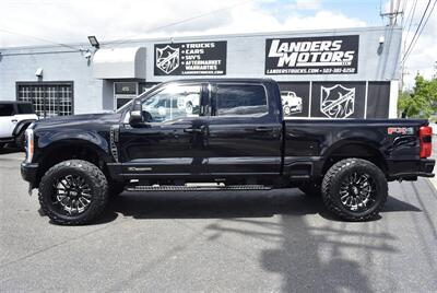 2023 Ford F-350 Lariat  LIFTED 4X4 DIESEL ON 37'S - Photo 3 - Gresham, OR 97030