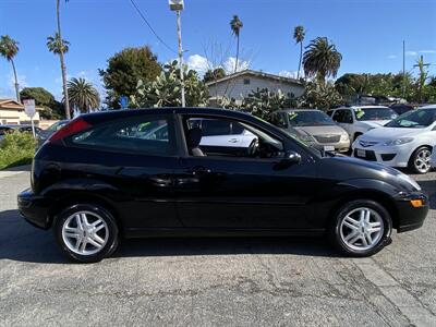 2000 Ford Focus ZX3   - Photo 4 - Oceanside, CA 92054
