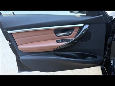 2017 BMW 330i xDrive - Photo 10 - Dedham, MA 02026