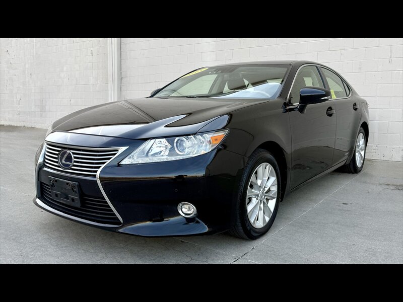 2015 Lexus ES 300h