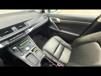 2013 Lexus CT 200h - Photo 17 - Dedham, MA 02026