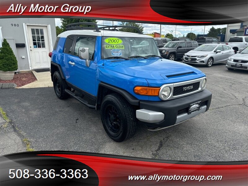 2007 Toyota FJ Cruiser 4dr SUV  