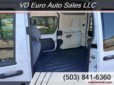 2012 Ford Transit Connect XLT   - Photo 40 - Portland, OR 97218
