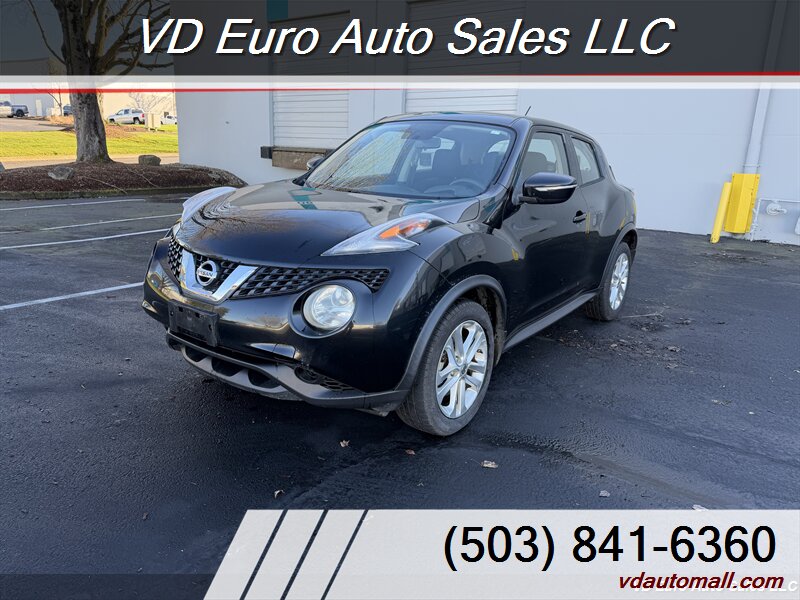2015 Nissan JUKE S  -CLEAN TITLE!