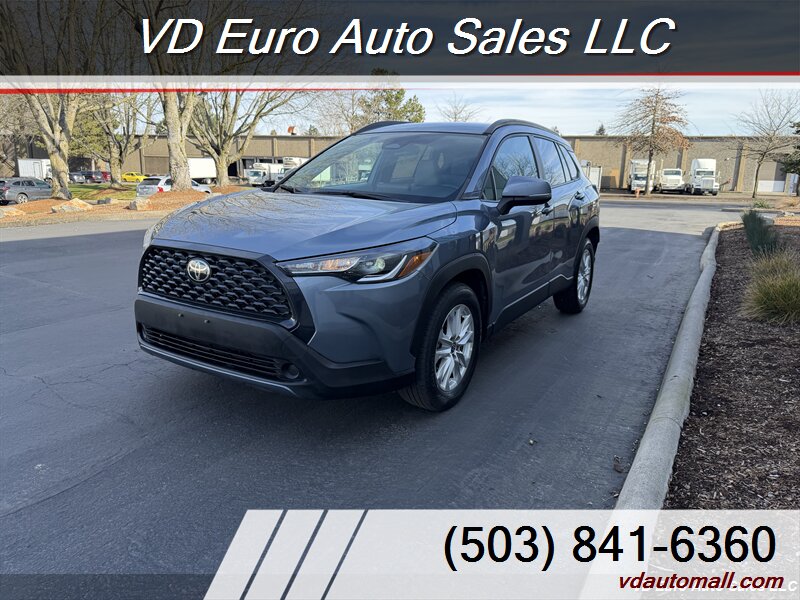 2023 Toyota Corolla Cross LE  -CLEAN TITLE!