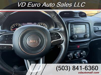 2015 Jeep Renegade Trailhawk  4x4 - Photo 18 - Portland, OR 97218