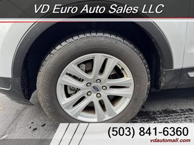 2019 Ford Explorer XLT  AWD - Photo 7 - Portland, OR 97218