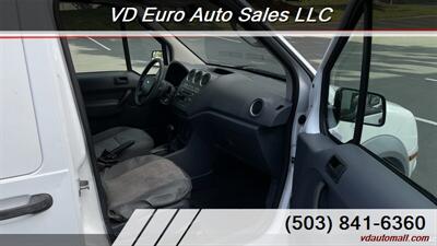 2013 Ford Transit Connect XLT   - Photo 21 - Portland, OR 97218