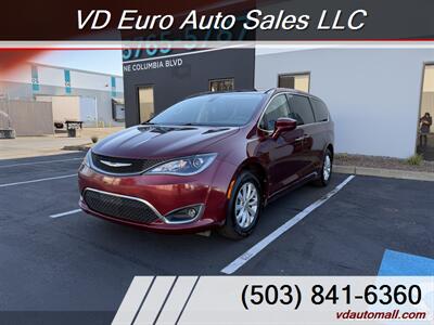 2018 Chrysler Pacifica Touring Plus Van