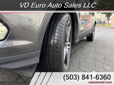 2019 Ford Escape SEL  4X4 - Photo 24 - Portland, OR 97218