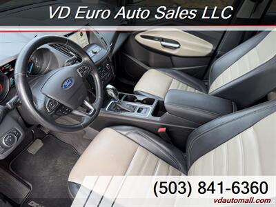 2019 Ford Escape SEL  4X4 - Photo 11 - Portland, OR 97218