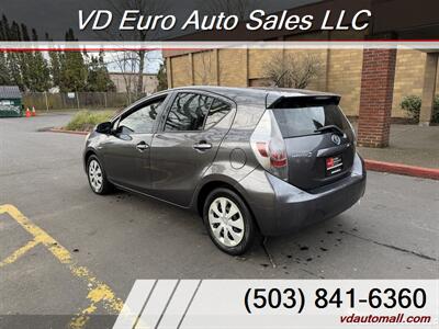 2013 Toyota Prius c One - Photo 8 - Portland, OR 97218