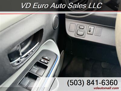 2013 Toyota Prius c One - Photo 11 - Portland, OR 97218