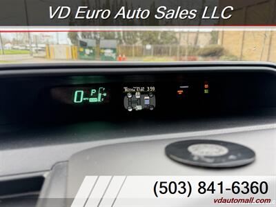 2013 Toyota Prius c One - Photo 12 - Portland, OR 97218