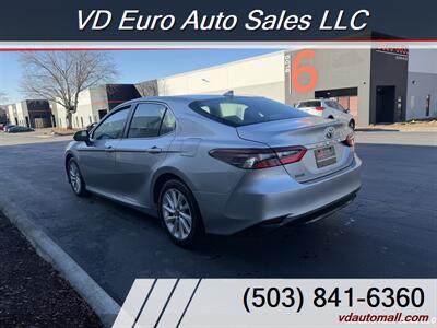 2023 Toyota Camry LE   - Photo 8 - Portland, OR 97218